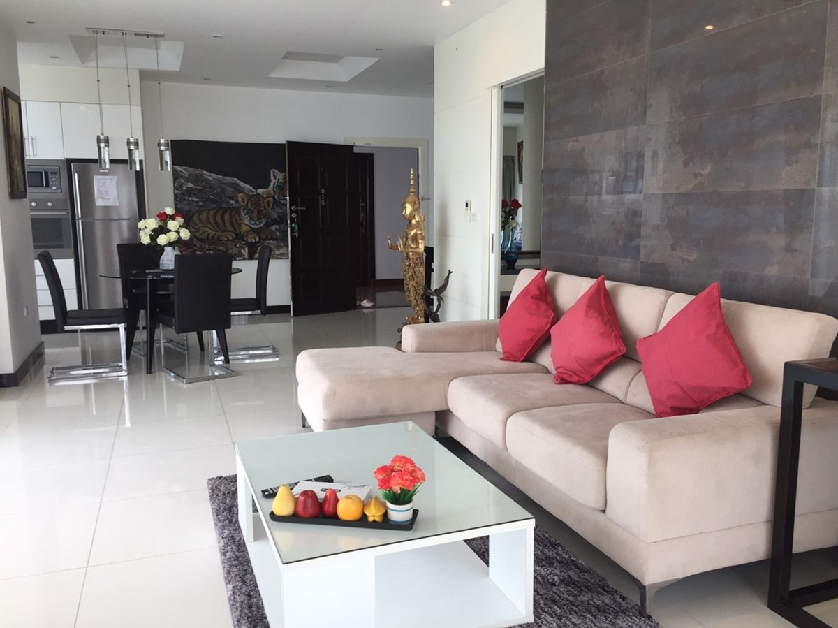 View Talay 6 - 1 bedroom corner unit for sale