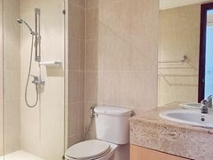 Condominium for rent Pratumnak Pattaya showing a bathroom 