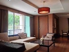 Condominium for rent Pratumnak Pattaya showing the  living area and balcony 