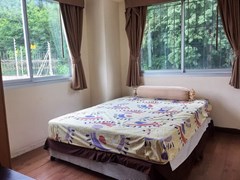 Condominium for rent Pratumnak Pattaya showing the third bedroom 