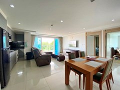 Condominium for rent Pratumnak Pattaya showing the open plan concept  